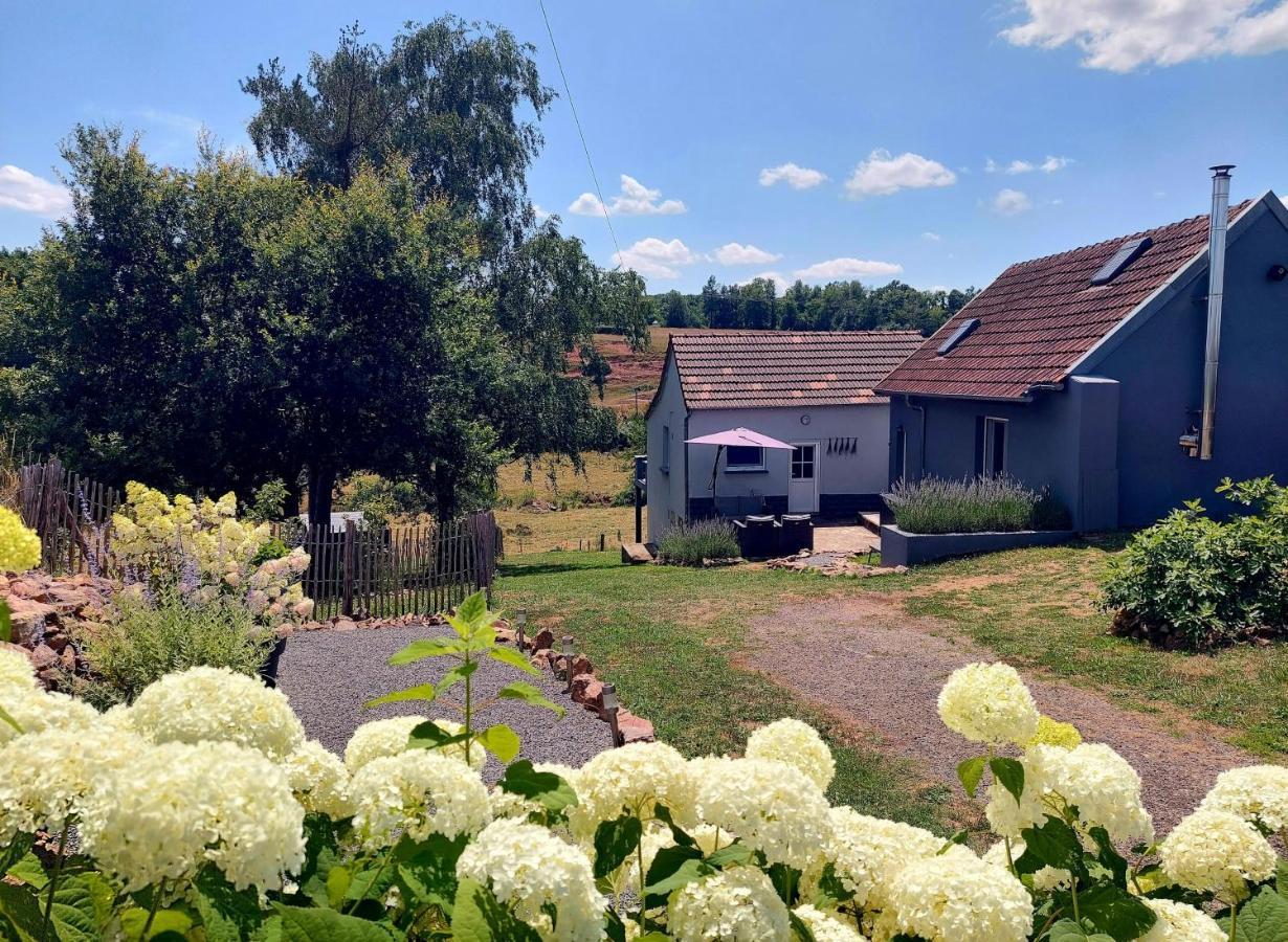 Maison Du Grand Moulin Saint-Aubin-en-Charollais المظهر الخارجي الصورة
